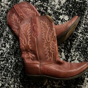 Old West Women’s Red Cowboy Boots